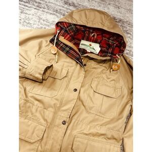 VIntage Eastern Mountain Sports Womens Beige Canvas Barn Chore Jacket Wool Liner